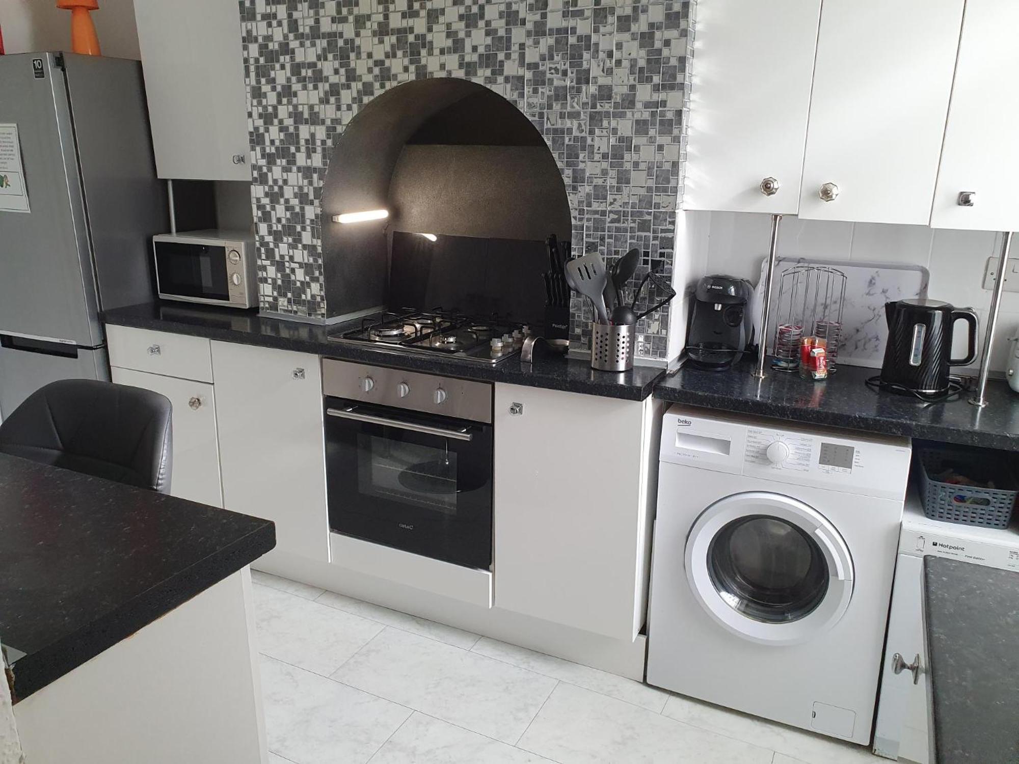 Great For Town & Beach Bournemouth Bagian luar foto